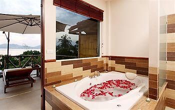Byg Grand Beach Front & Sea View @ Panwa Beach Екстер'єр фото