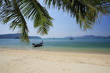 Byg Grand Beach Front & Sea View @ Panwa Beach Екстер'єр фото